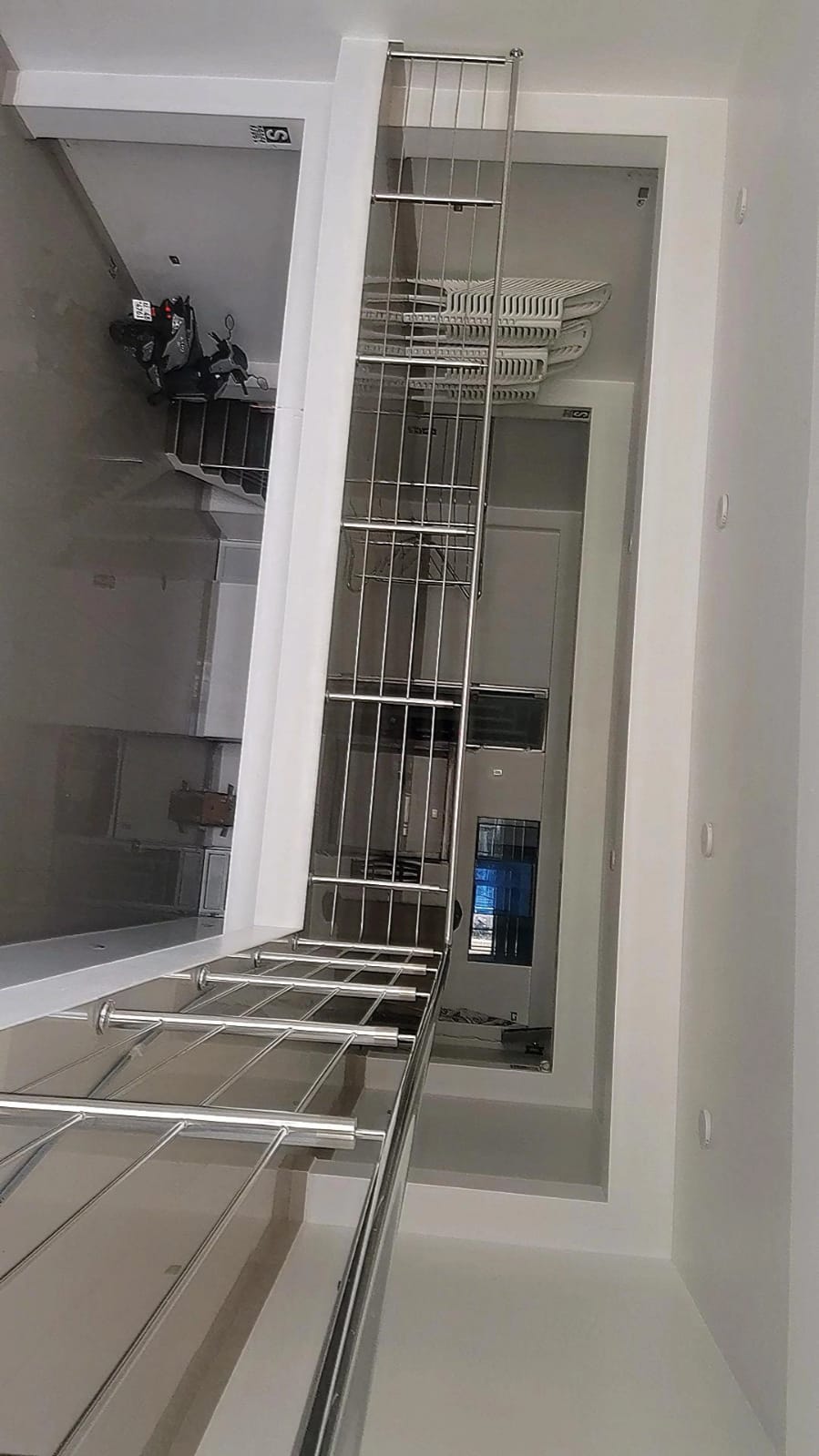 Perspectiva Amplia del Salón